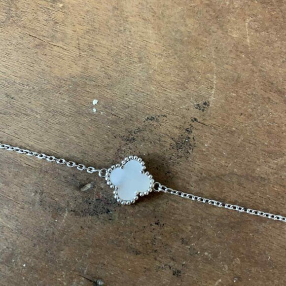 Mother-of-pearl on Silver Chain Bracelet | 8 inches long | Great Condition - Picture 3 of 4